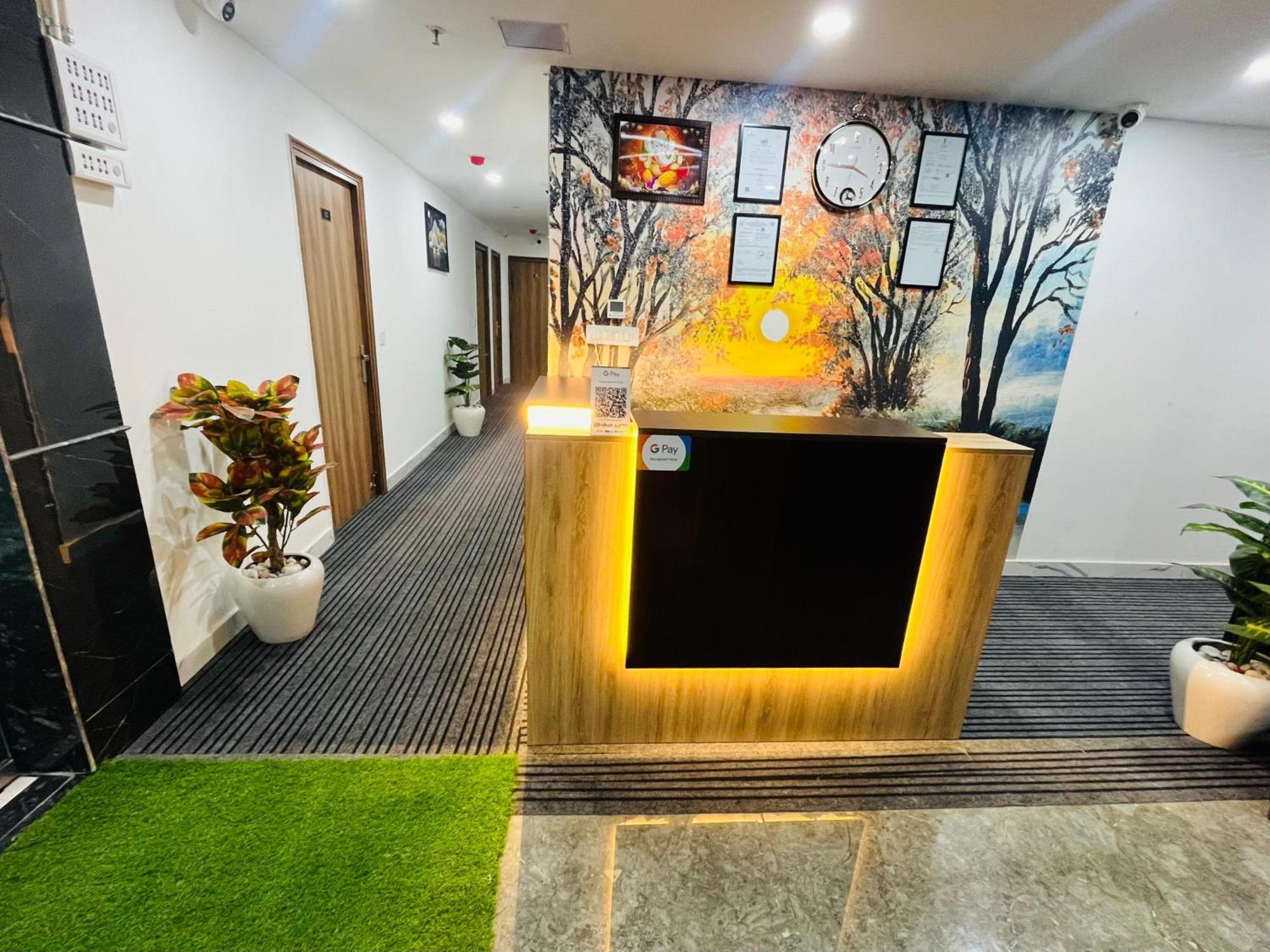 Townhouse Happy Habitat Guest House Greater Noida Esterno foto