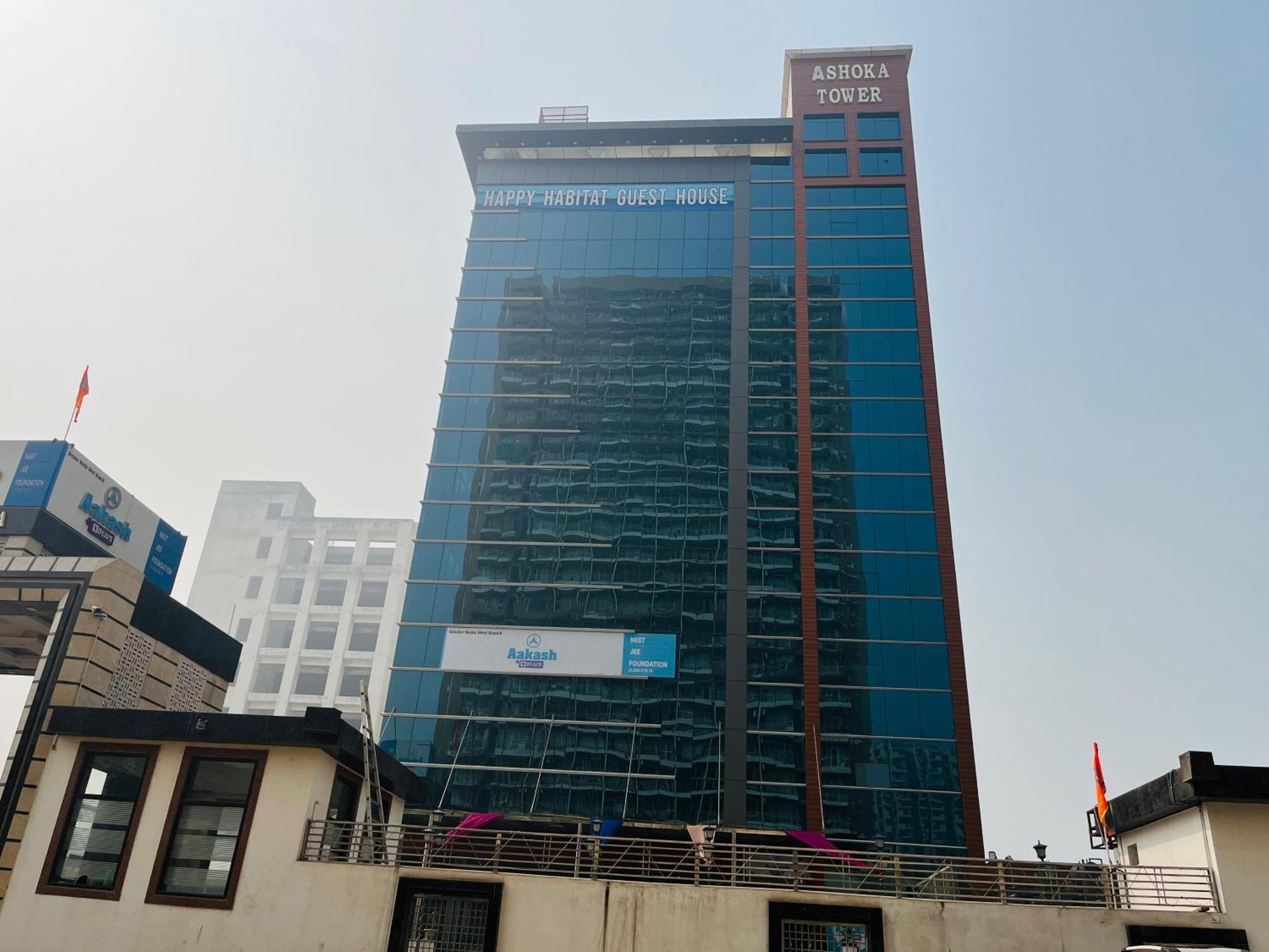 Townhouse Happy Habitat Guest House Greater Noida Esterno foto